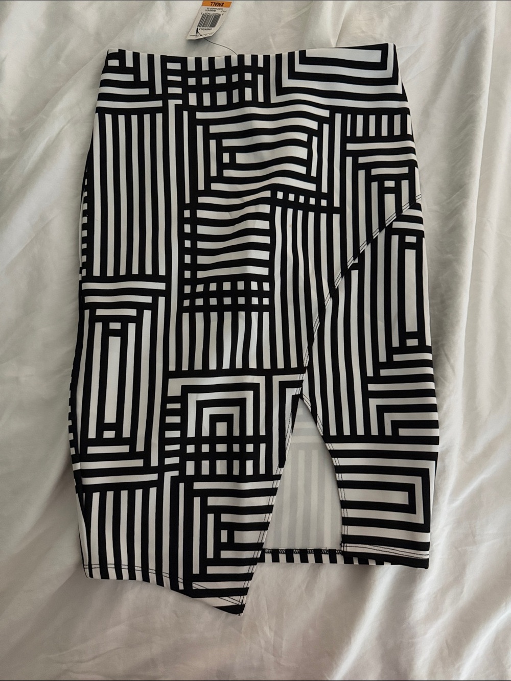 Material Girl Black & White Geometric Pencil Skirt